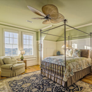 7 Ceiling fans that seamlessly blend with your home décor style