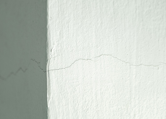 Types Of Cracks in Walls