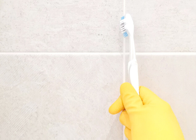 Drips and dribbles - Cleaning Bathroom