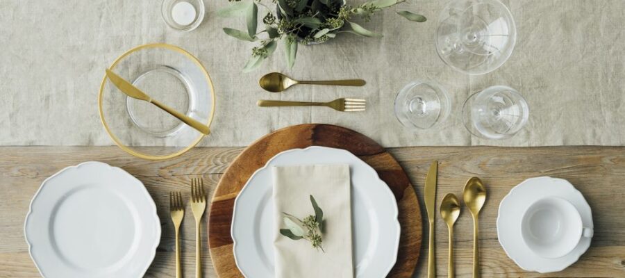 How to set a table properly: casual and formal meals