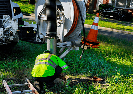 Septic Tank Cleaning Services in Palestinian